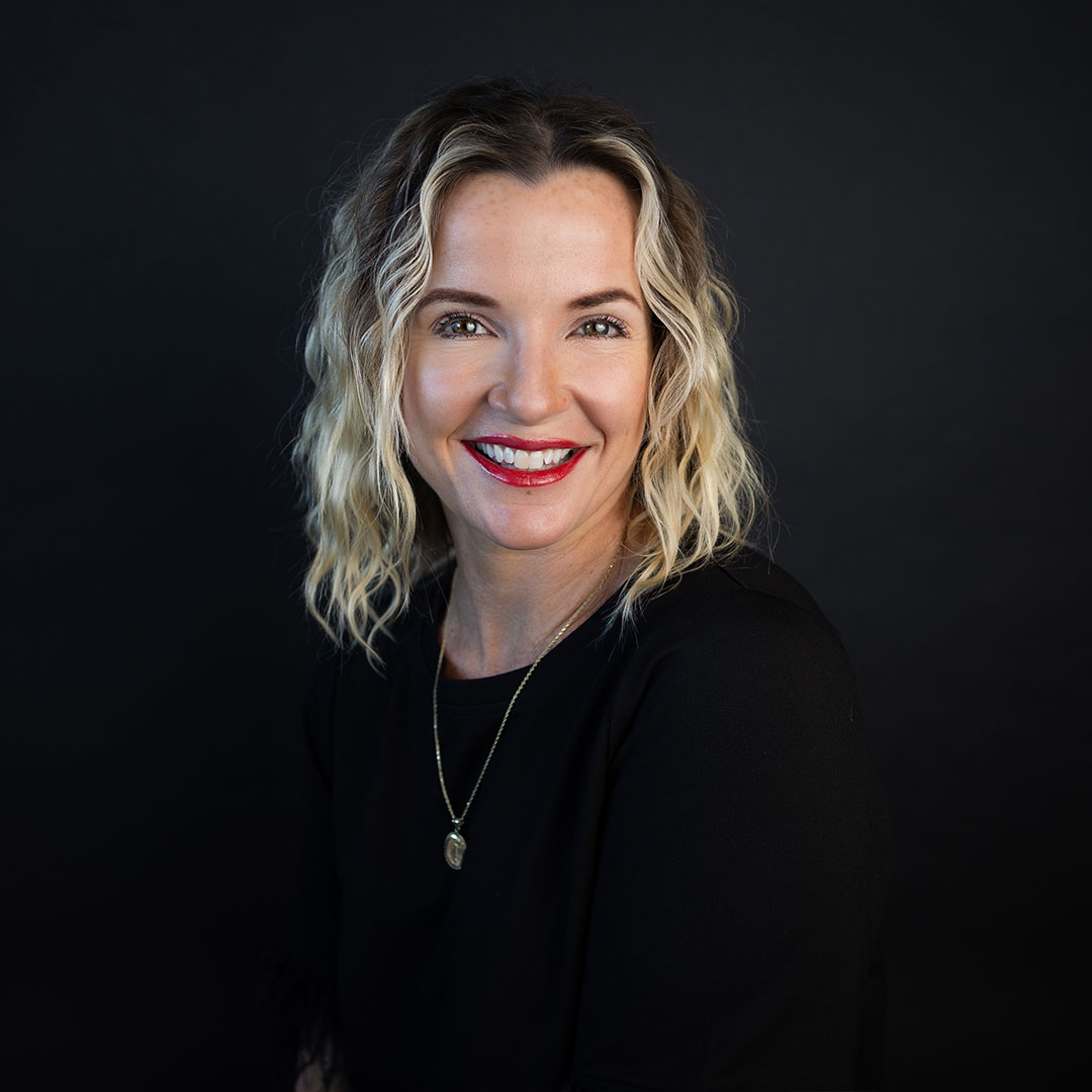 Lacey Brooke, Renter stylist at Refine Beauty Contact her directly to book.